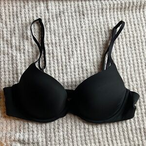 Victoria’s Secret Demi Bra black 34B ~ EUC